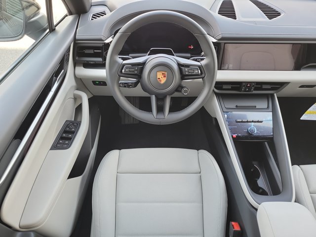New 2026 Porsche Macan Electric RWD image 17