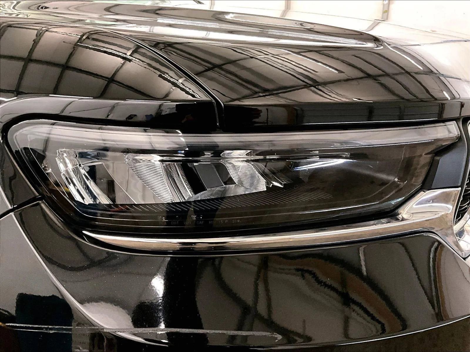 Used 2023 Jeep Grand Cherokee Laredo image 27