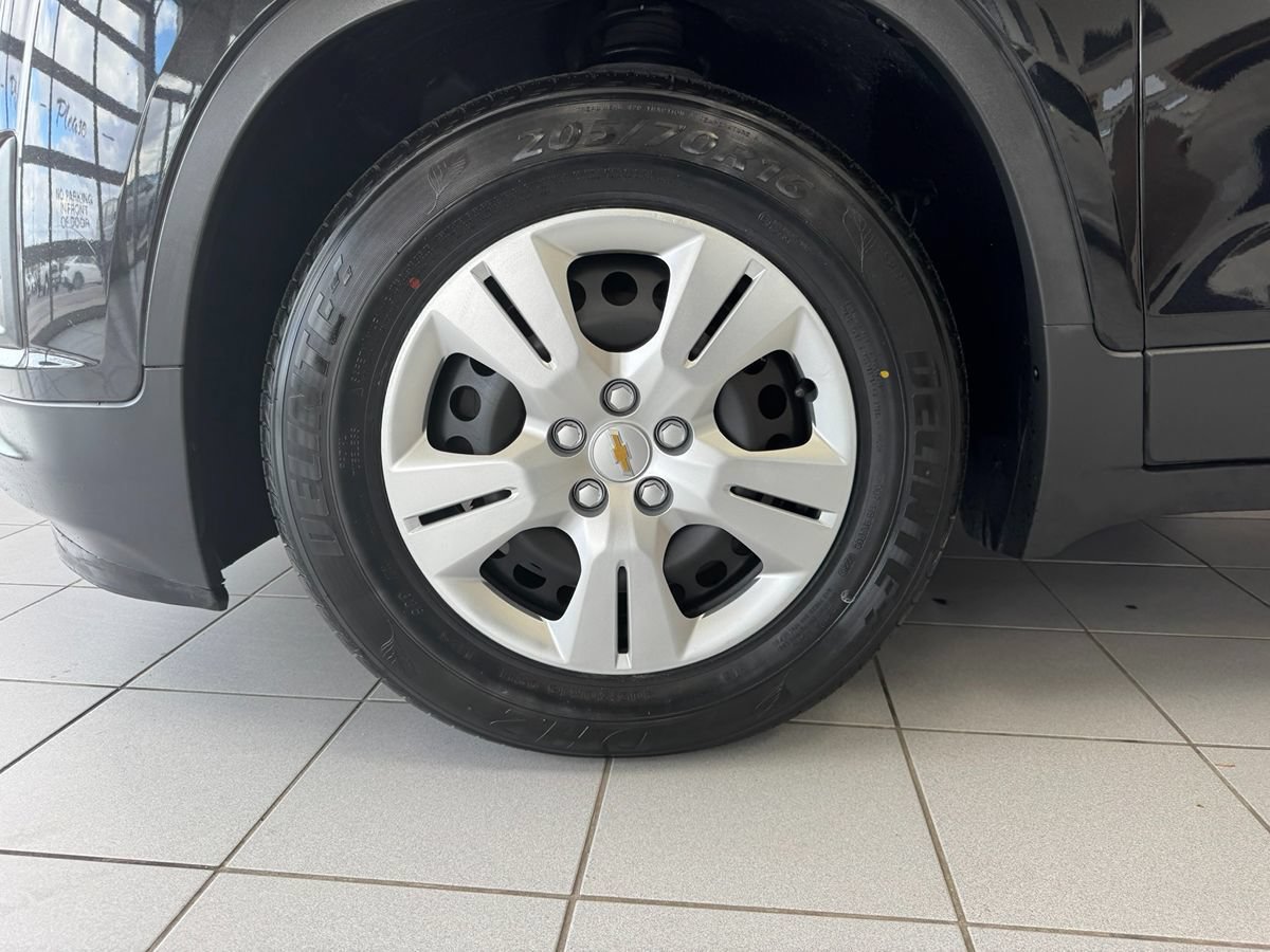 Used 2015 Chevrolet Trax LS FWD image 56