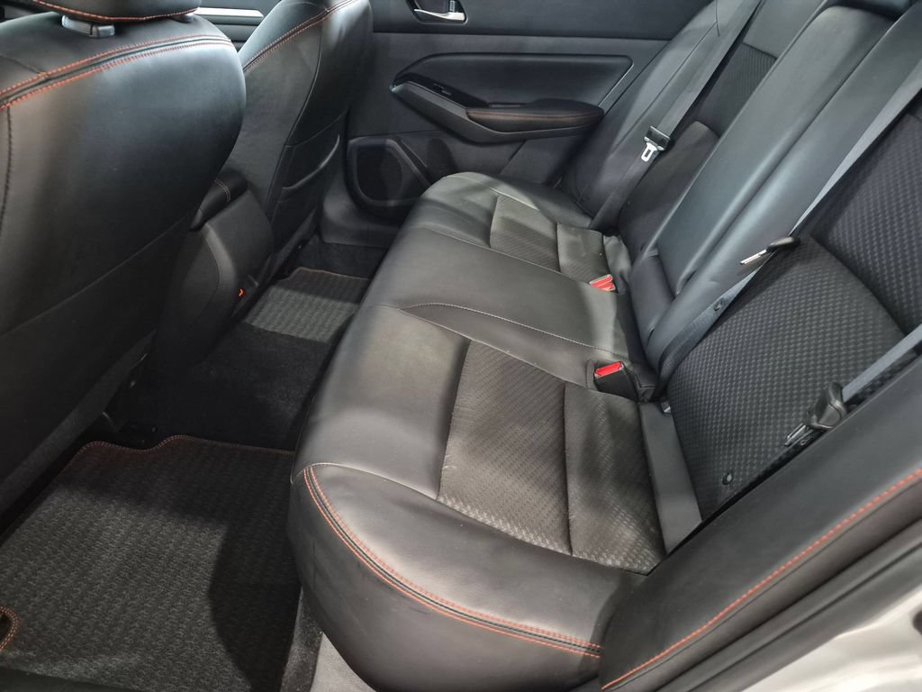 Used 2025 Nissan Altima 2.5 SR FWD image 25