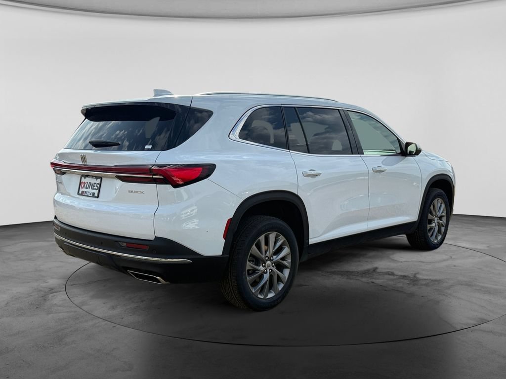 Used 2025 Buick Enclave Preferred AWD/4WD image 10