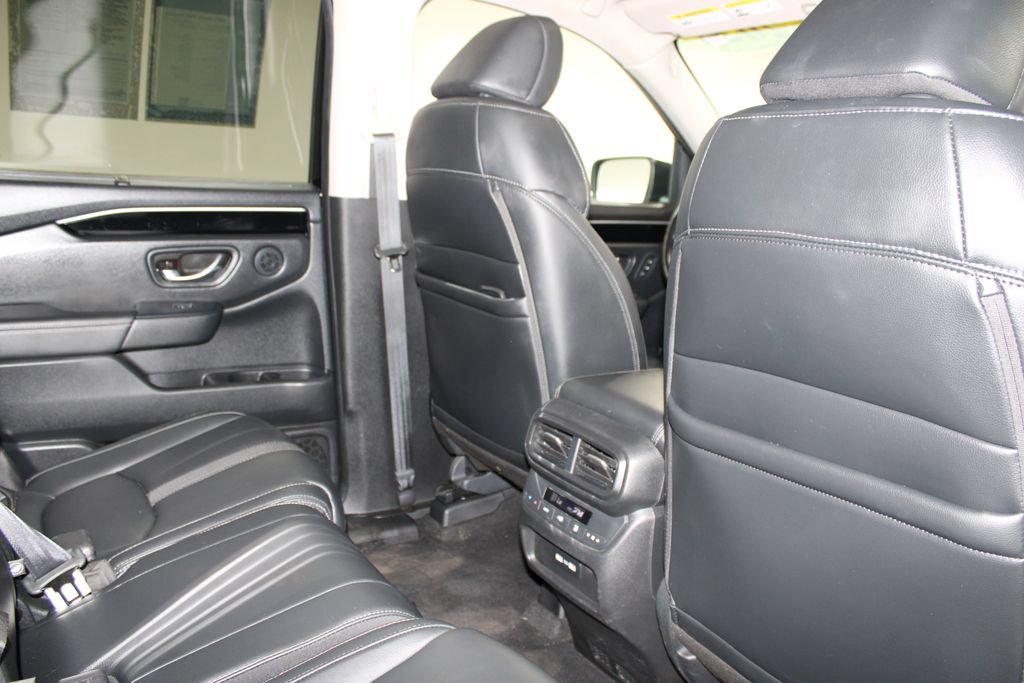 Used 2023 Honda Pilot Touring image 33
