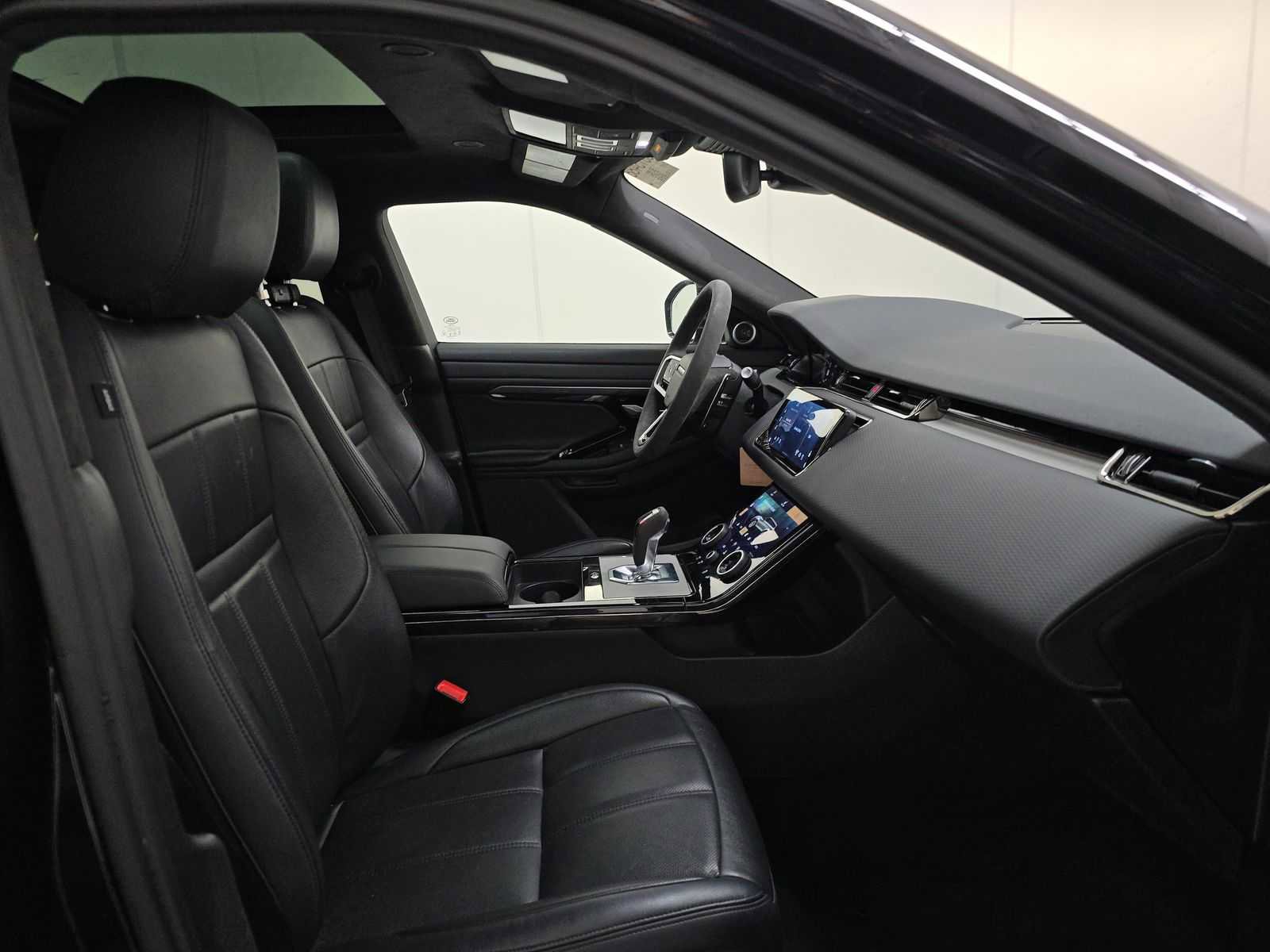 Used 2023 Land Rover Range Rover Evoque HST AWD/4WD image 8