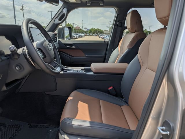 Used 2026 Lexus GX 550 image 28