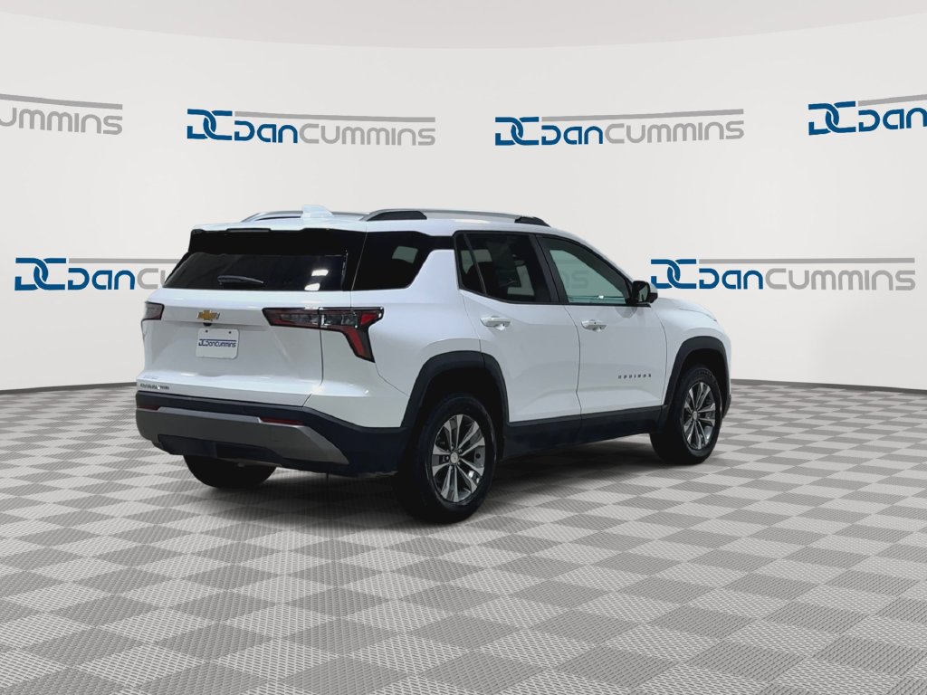 Used 2025 Chevrolet Equinox LT w/ Convenience Package II AWD/4WD image 9
