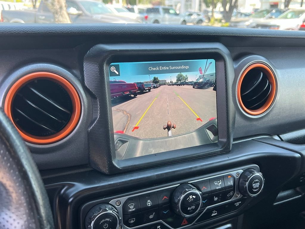 Used 2023 Jeep Gladiator Mojave w/ Cold Weather Group AWD/4WD image 32