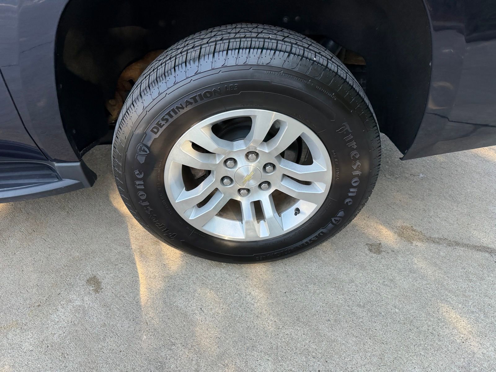 Used 2019 Chevrolet Suburban LS image 38