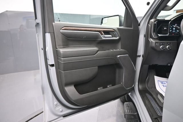 Used 2024 GMC Sierra 1500 Elevation AWD/4WD image 9