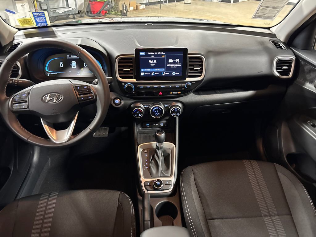 Certified 2026 Hyundai Venue SEL image 21