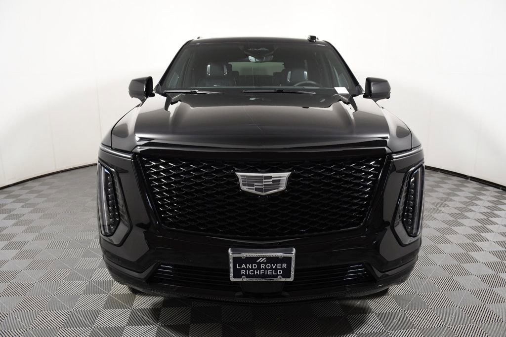 Used 2026 Cadillac Escalade Platinum Sport w/ LPO, ONYX Package AWD/4WD image 3