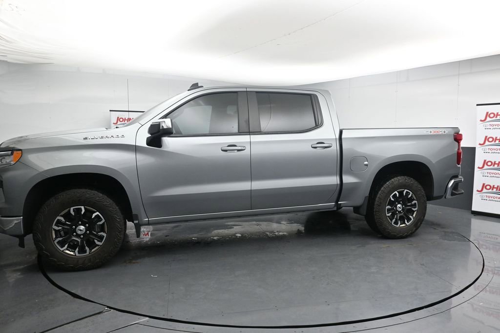 Used 2025 Chevrolet Silverado 1500 LT w/ Protection Package AWD/4WD image 5