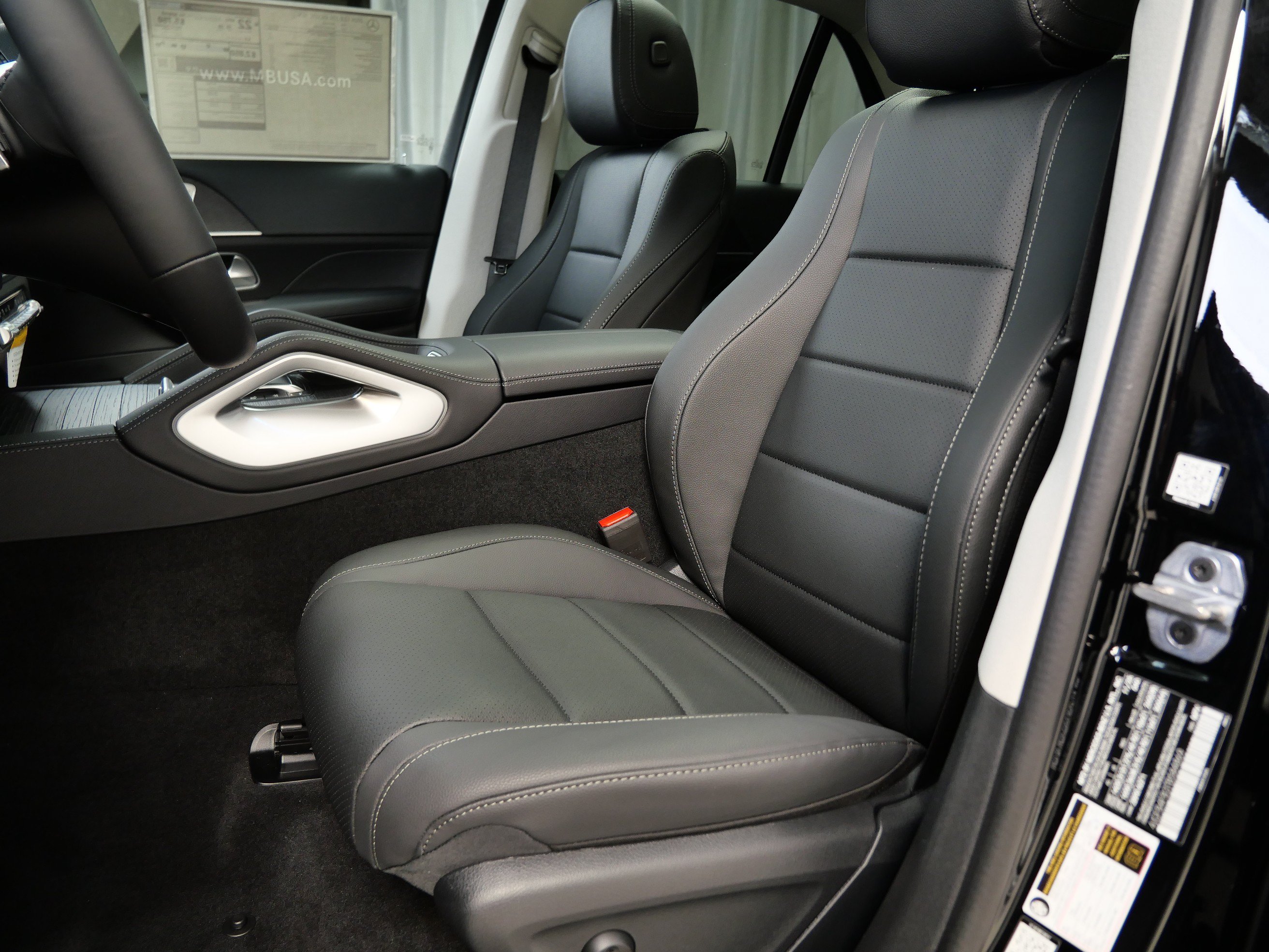 New 2026 Mercedes-Benz GLE 350 4MATIC image 3