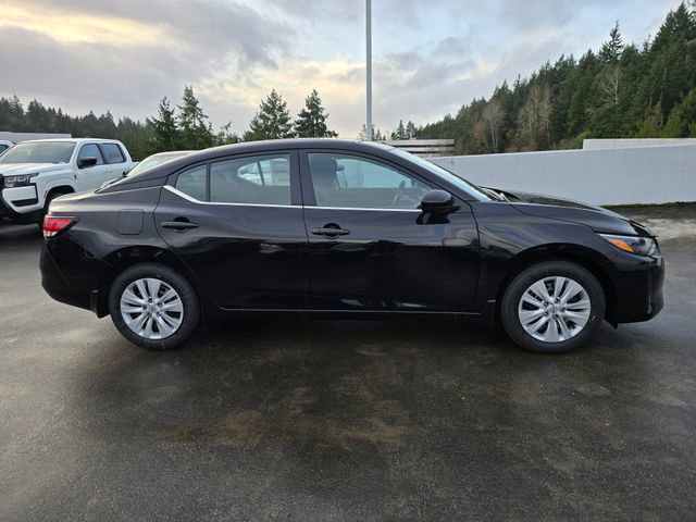 Used 2025 Nissan Sentra S image 4