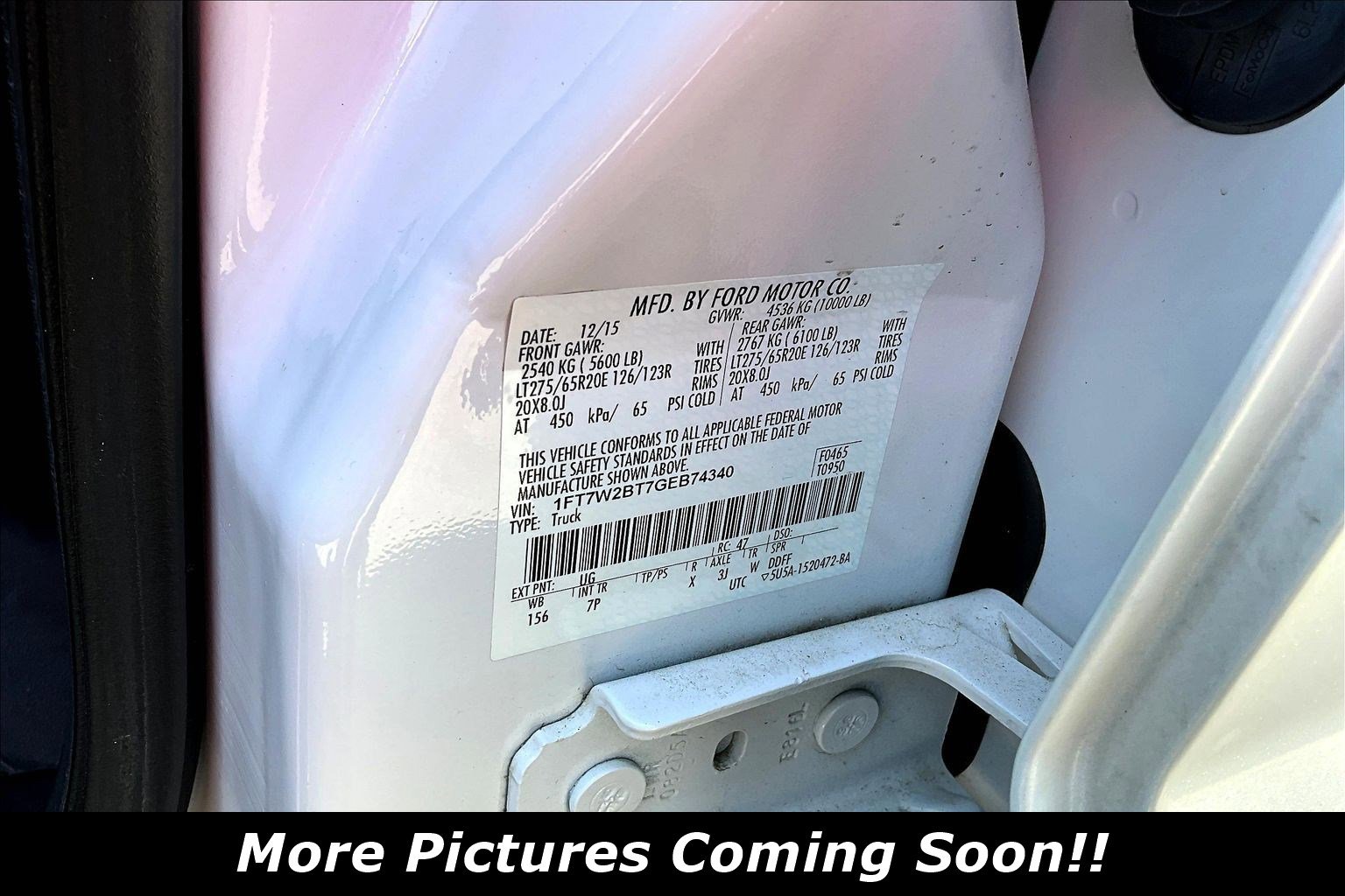 Used 2016 Ford F250 Platinum w/ FX4 Off-Road Package AWD/4WD image 6