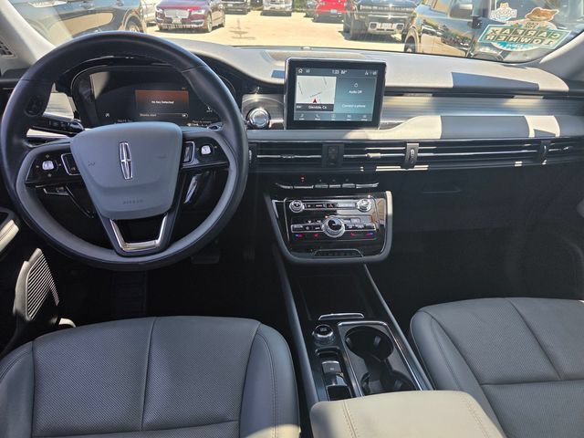 Used 2022 Lincoln Corsair Reserve AWD/4WD image 11