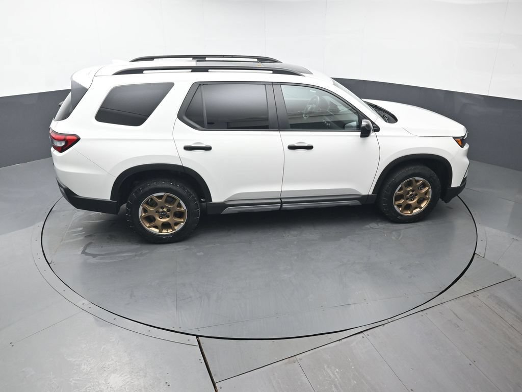 Certified 2024 Honda Pilot TrailSport image 43