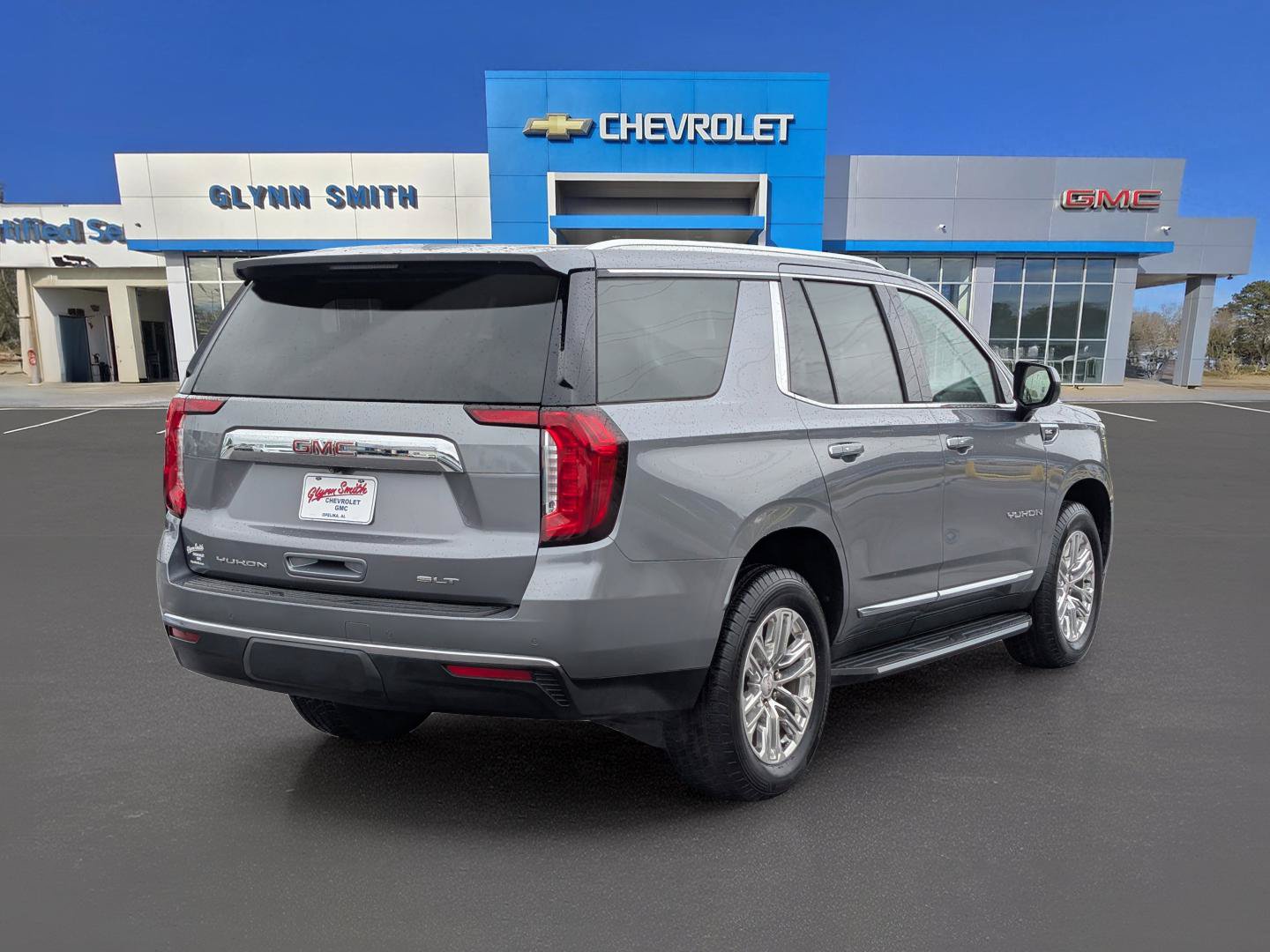 Used 2021 GMC Yukon SLT RWD image 8