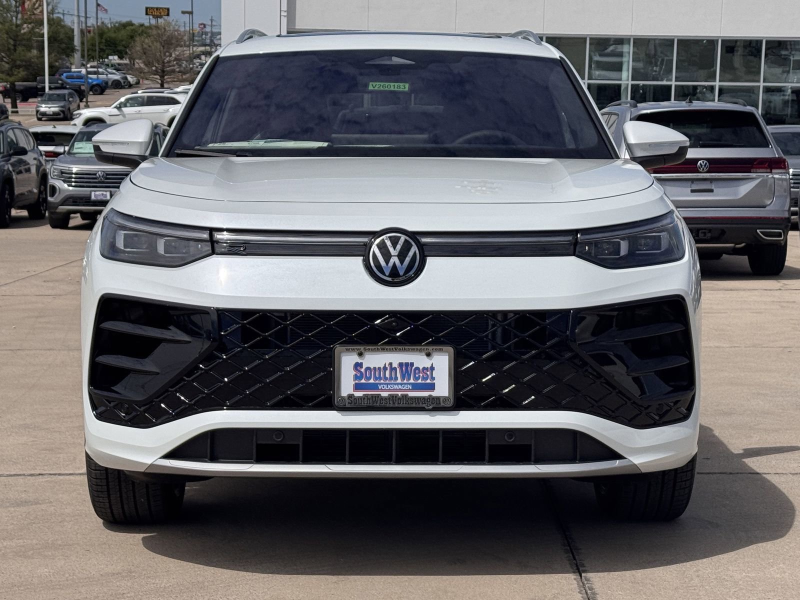 New 2026 Volkswagen Tiguan SEL R-Line image 9