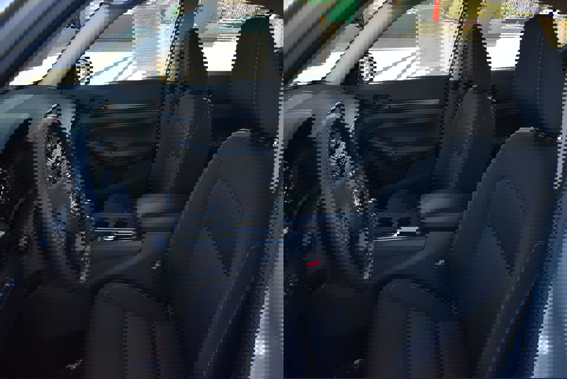 Used 2024 Nissan Altima 2.5 S image 14