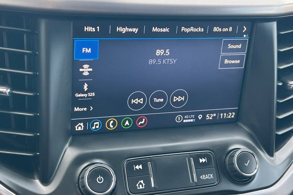 Certified 2023 GMC Acadia AT4 w/ Preferred Package image 16