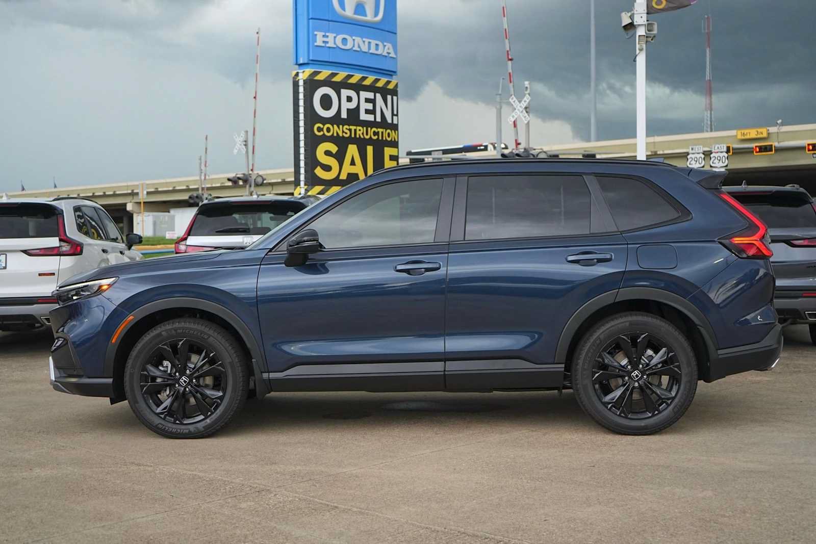 New 2027 Honda CR-V Sport Touring image 3