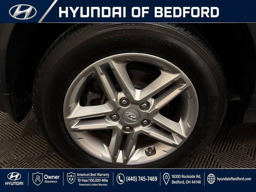 Used 2023 Hyundai Kona SE AWD/4WD image 28