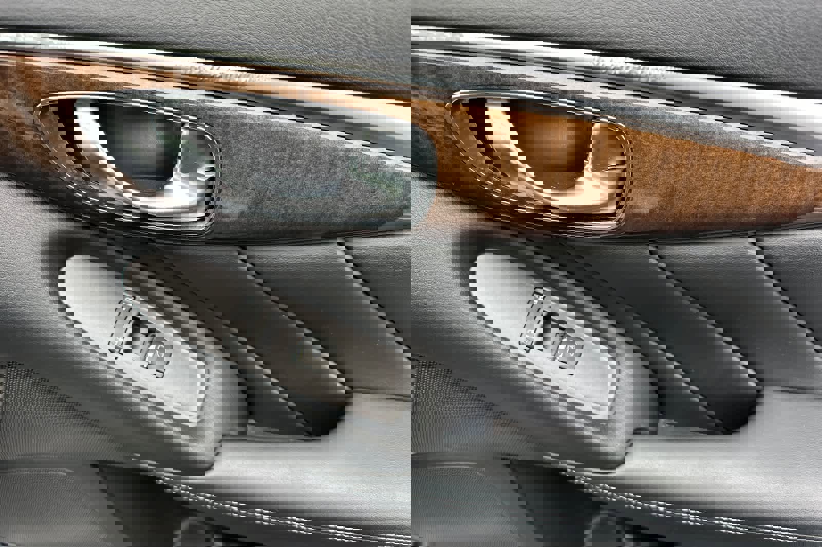 Used 2014 INFINITI Q50 Premium w/ Deluxe Technology Package image 18