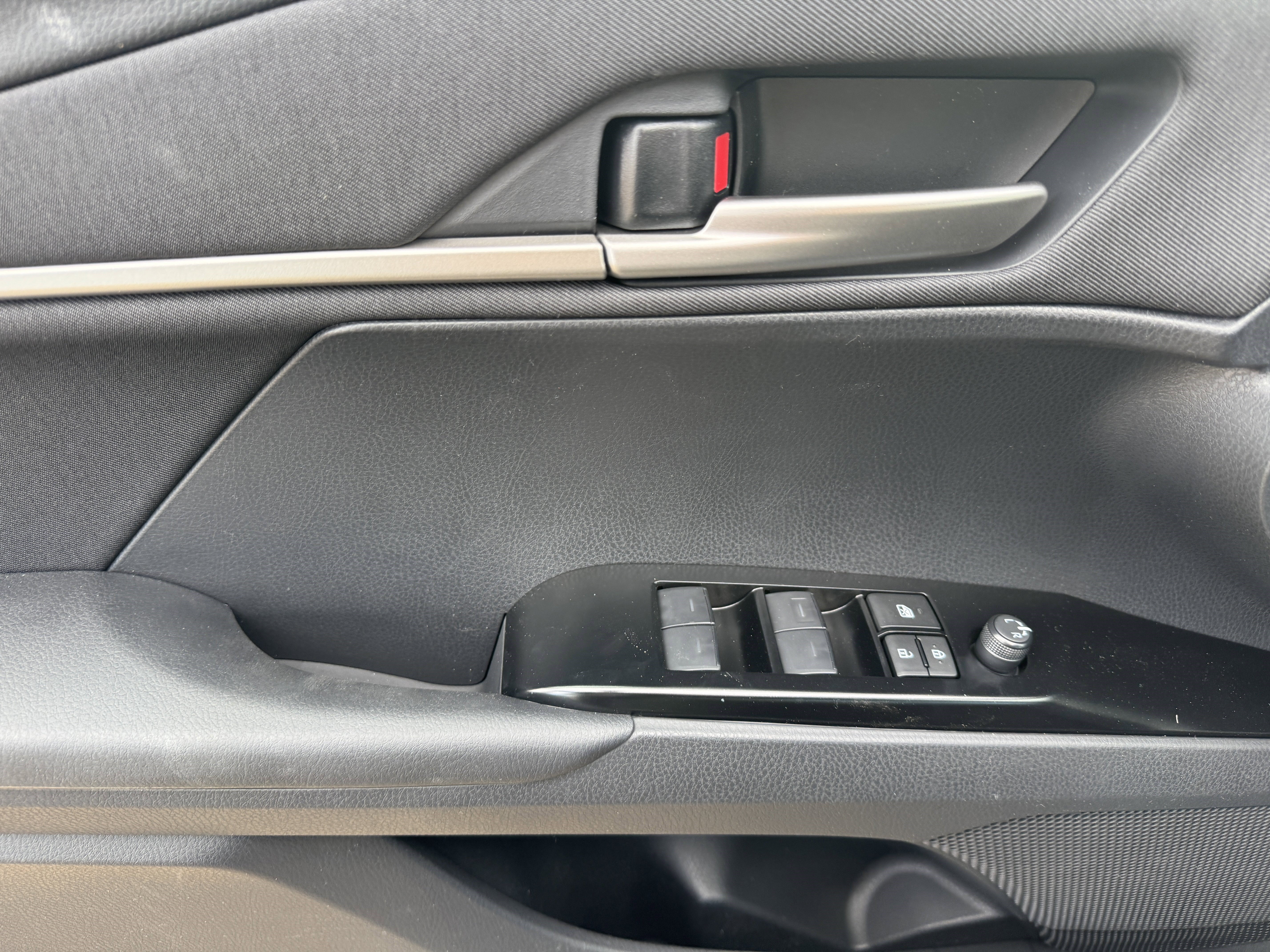 New 2026 Toyota Camry LE FWD image 10