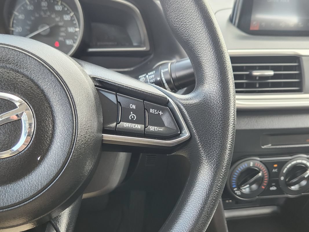 Used 2017 MAZDA MAZDA3 Sport FWD image 31