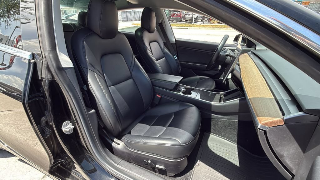 Used 2019 Tesla Model 3 Mid Range RWD image 36