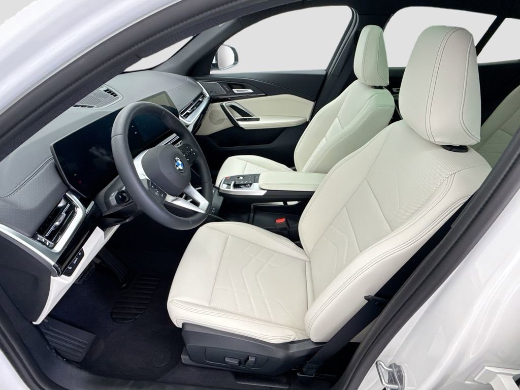 New 2026 BMW X2 xDrive28i w/ Convenience Package image 18