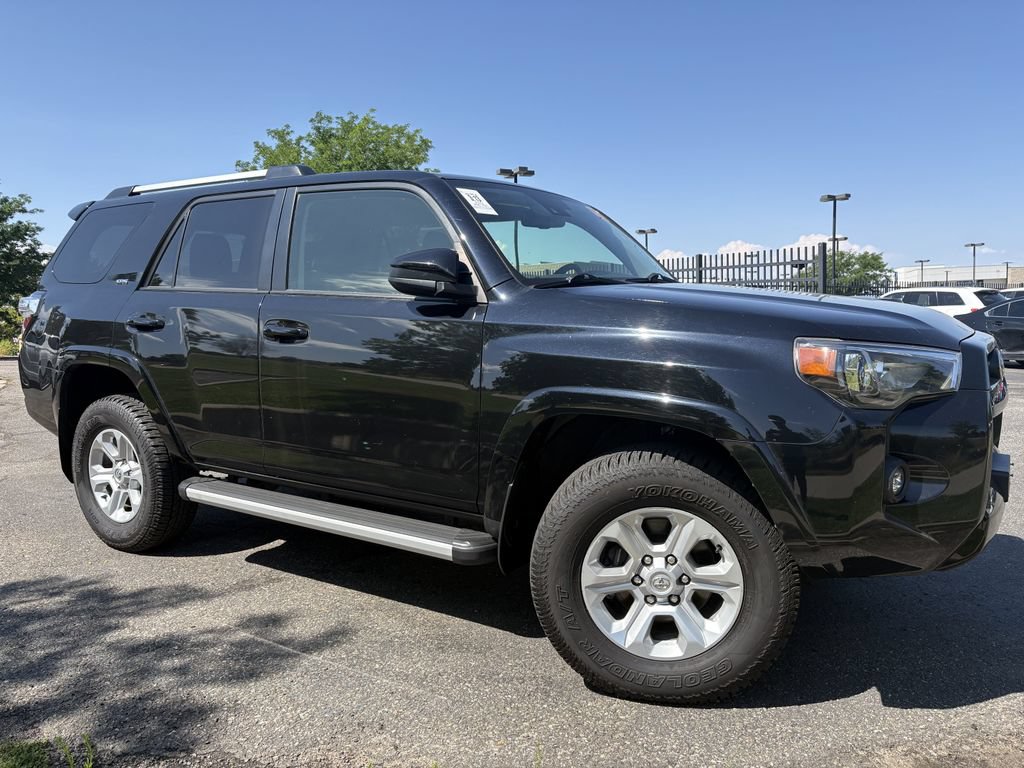 Used 2022 Toyota 4Runner SR5 AWD/4WD image 1
