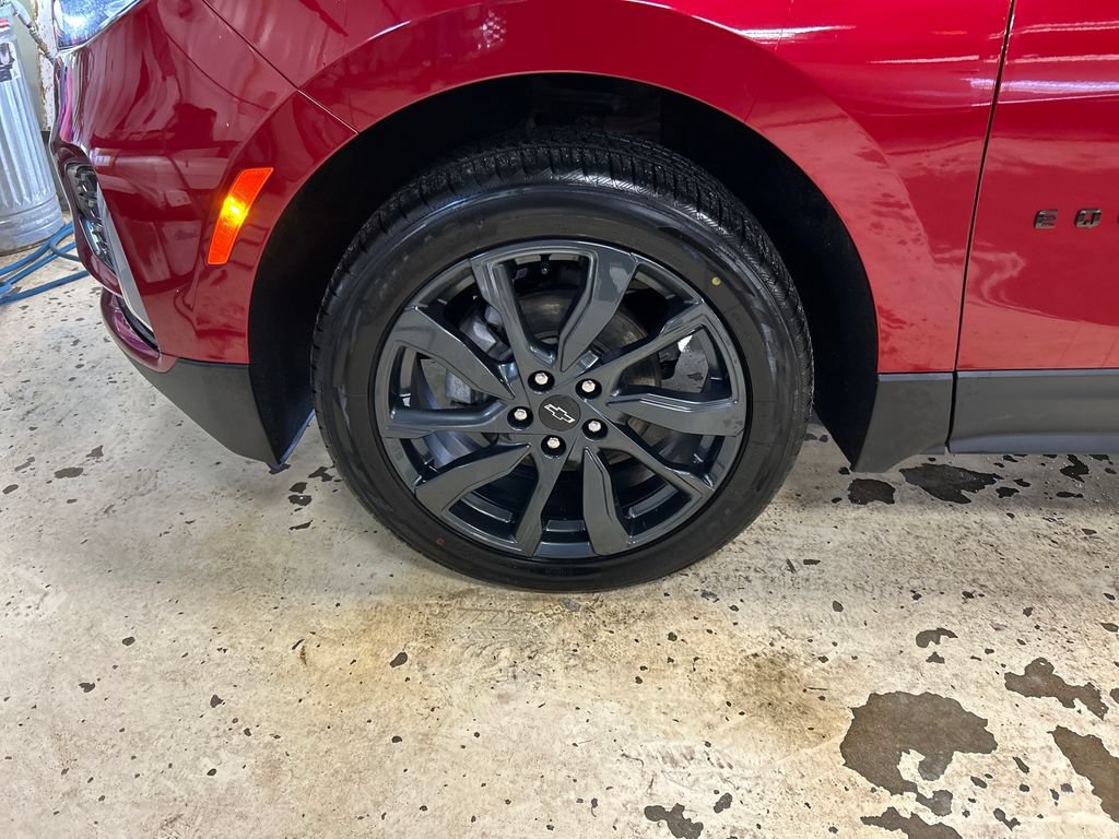 Used 2022 Chevrolet Equinox RS AWD/4WD image 26