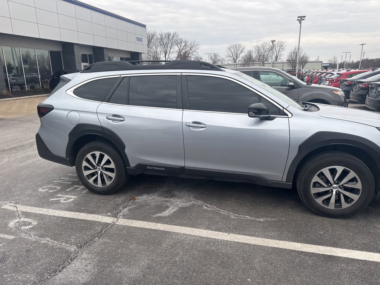 Certified 2024 Subaru Outback Premium image 5