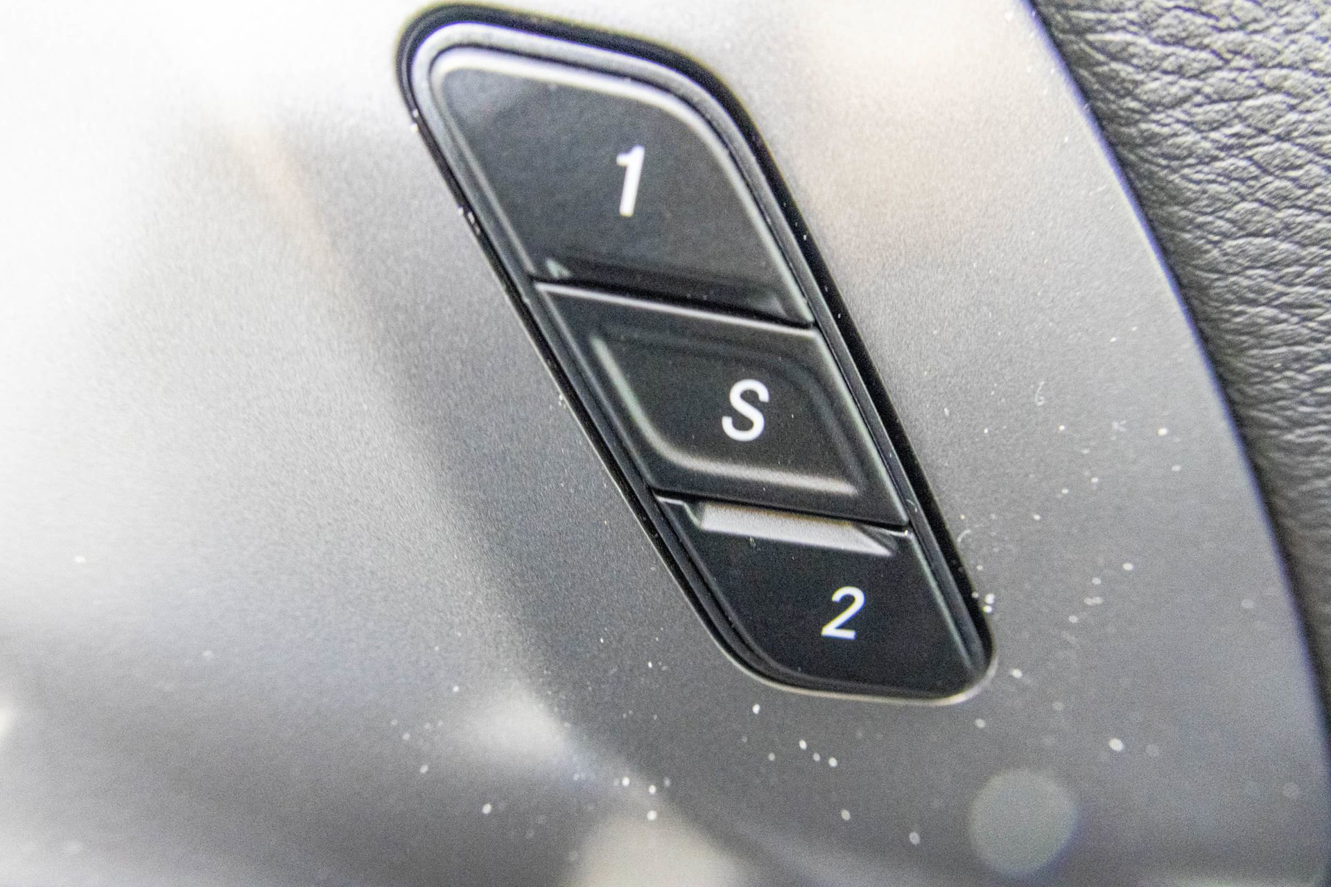 New 2026 Chrysler Pacifica Select AWD/4WD image 35
