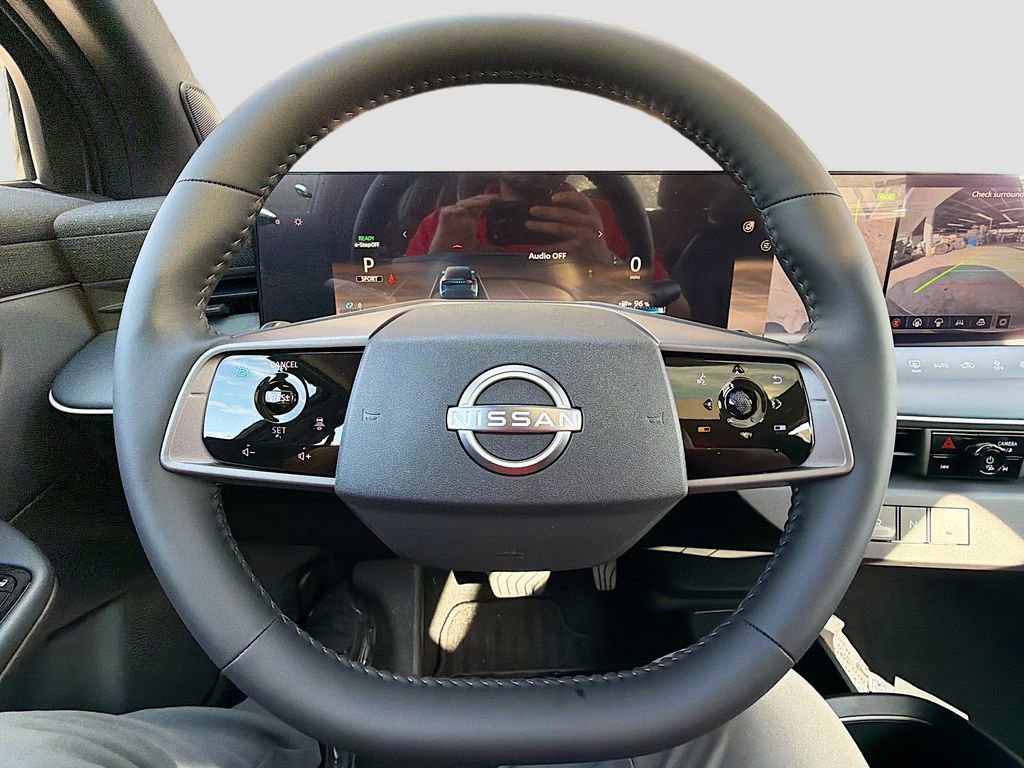 New 2026 Nissan Leaf Platinum+ w/ Cargo Package (Platinum+) image 11