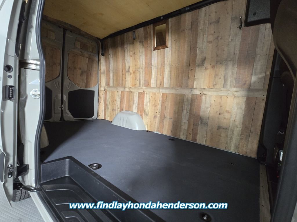 Used 2020 Mercedes-Benz Sprinter 144 Cargo image 21