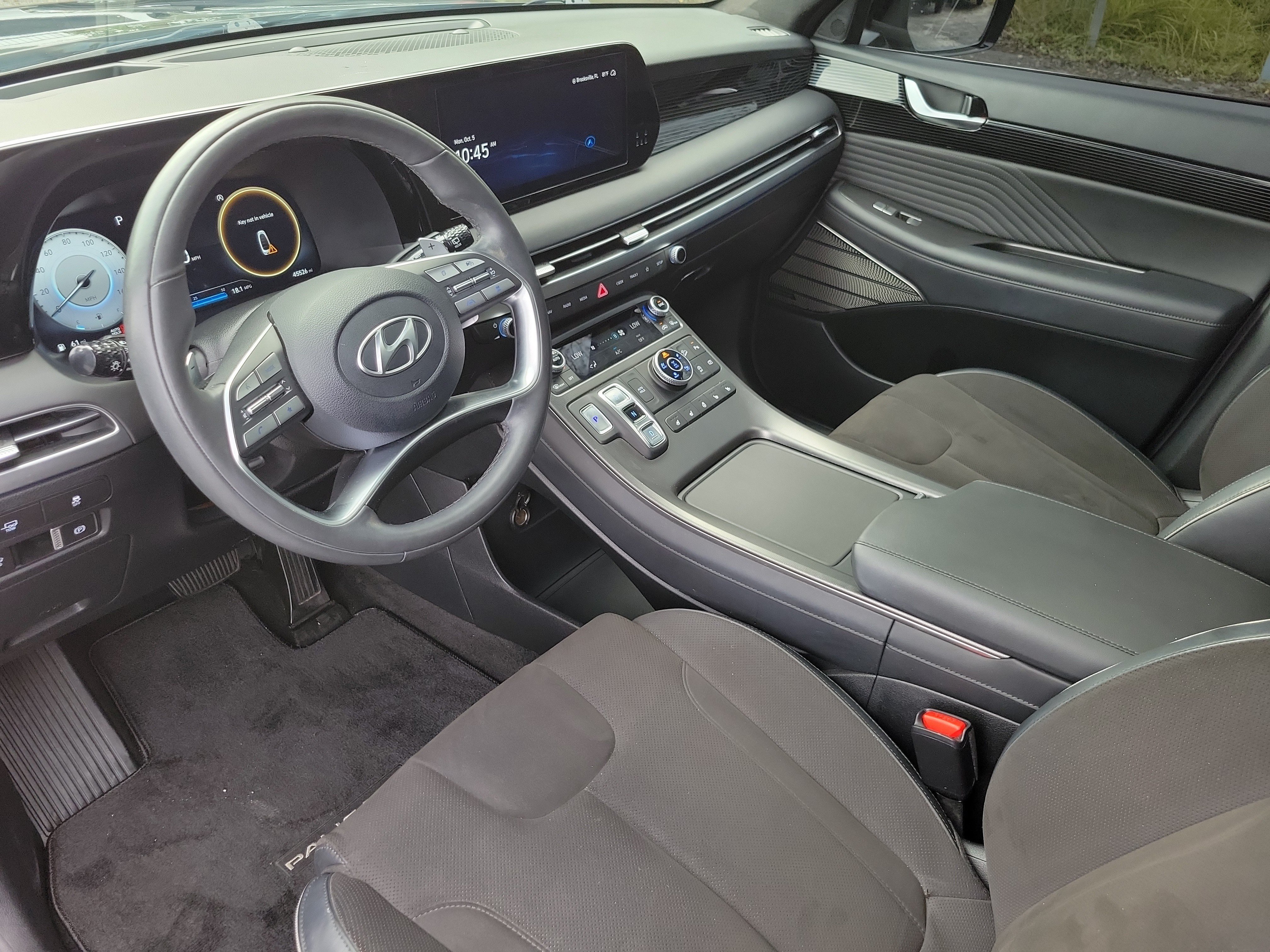 Used 2025 Hyundai Palisade Calligraphy AWD/4WD image 13