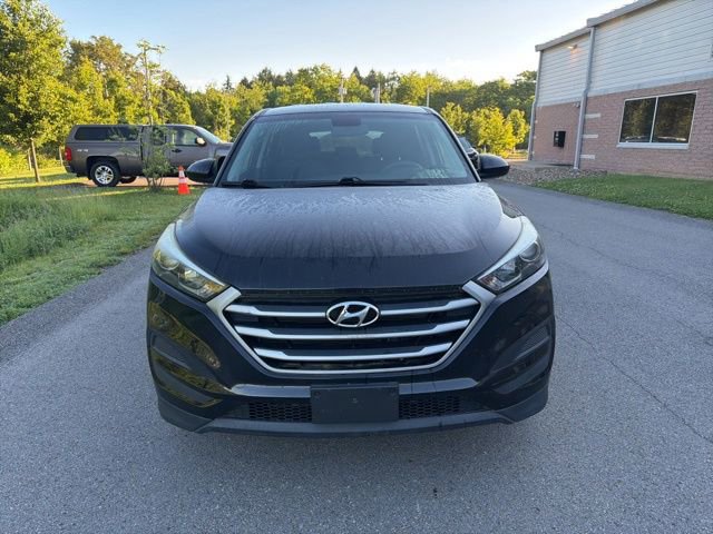 Used 2018 Hyundai Tucson SE AWD/4WD image 2
