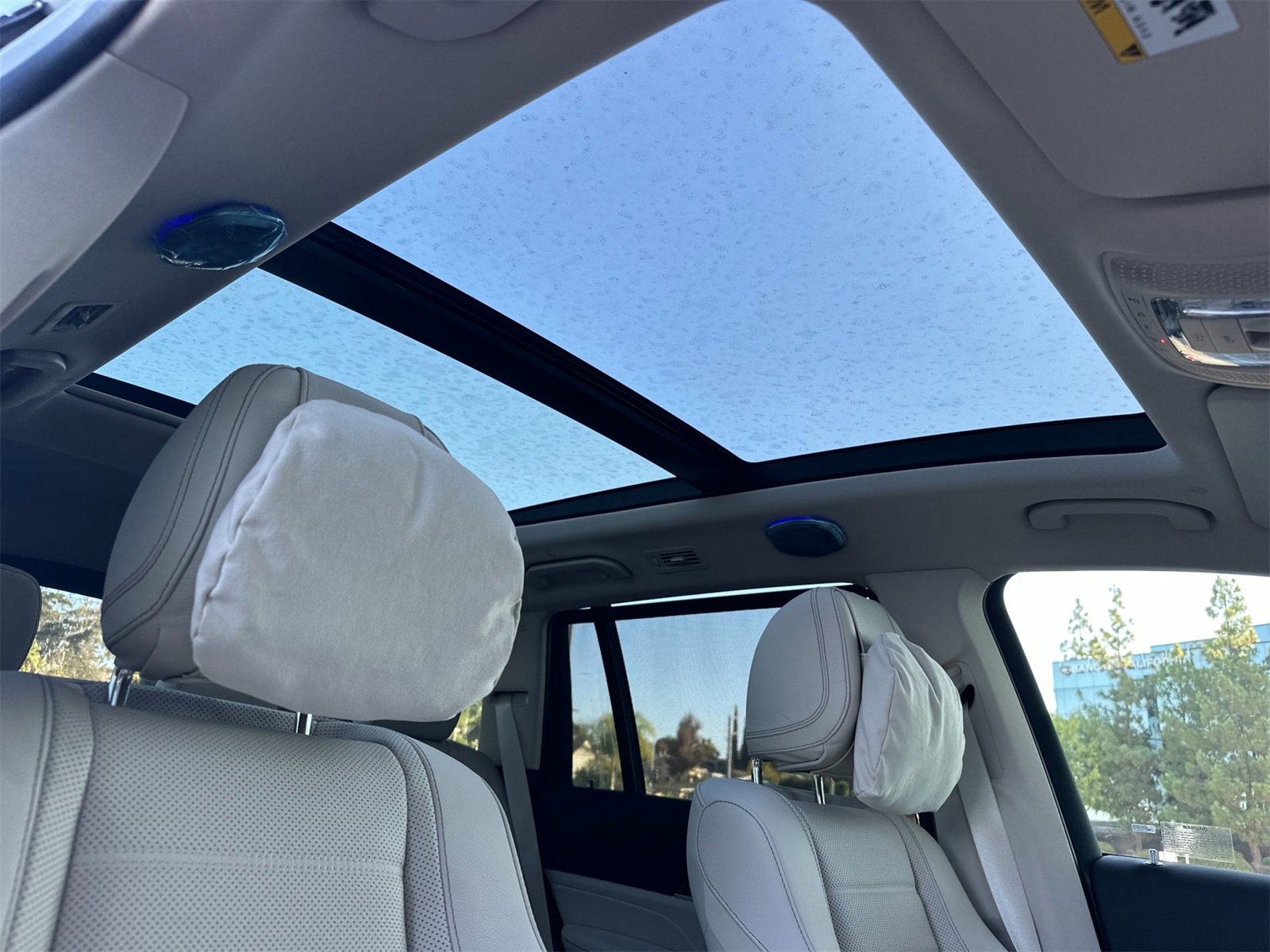 New 2026 Mercedes-Benz GLS 580 4MATIC image 17