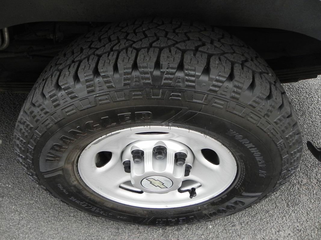 Used 2012 Chevrolet Express 3500 LS image 8