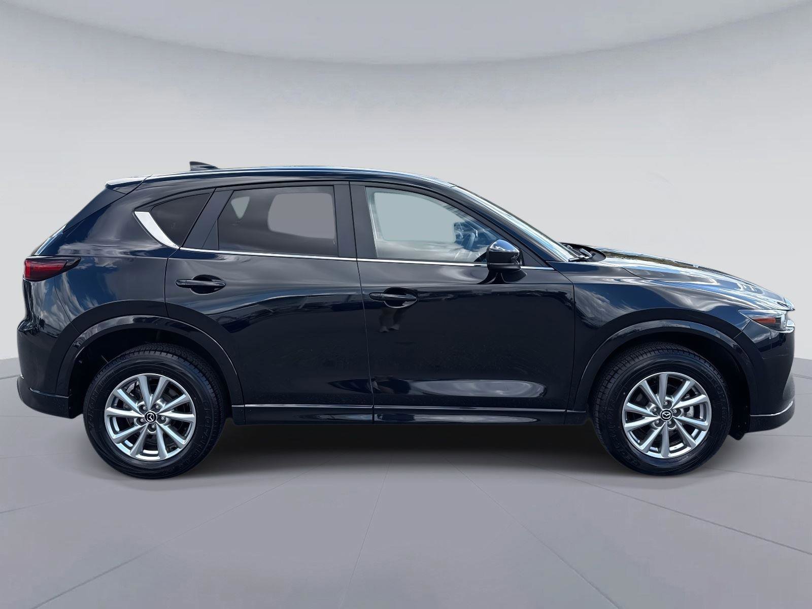 Used 2025 MAZDA CX-5 AWD 2.5 S w/ Preferred Package image 2