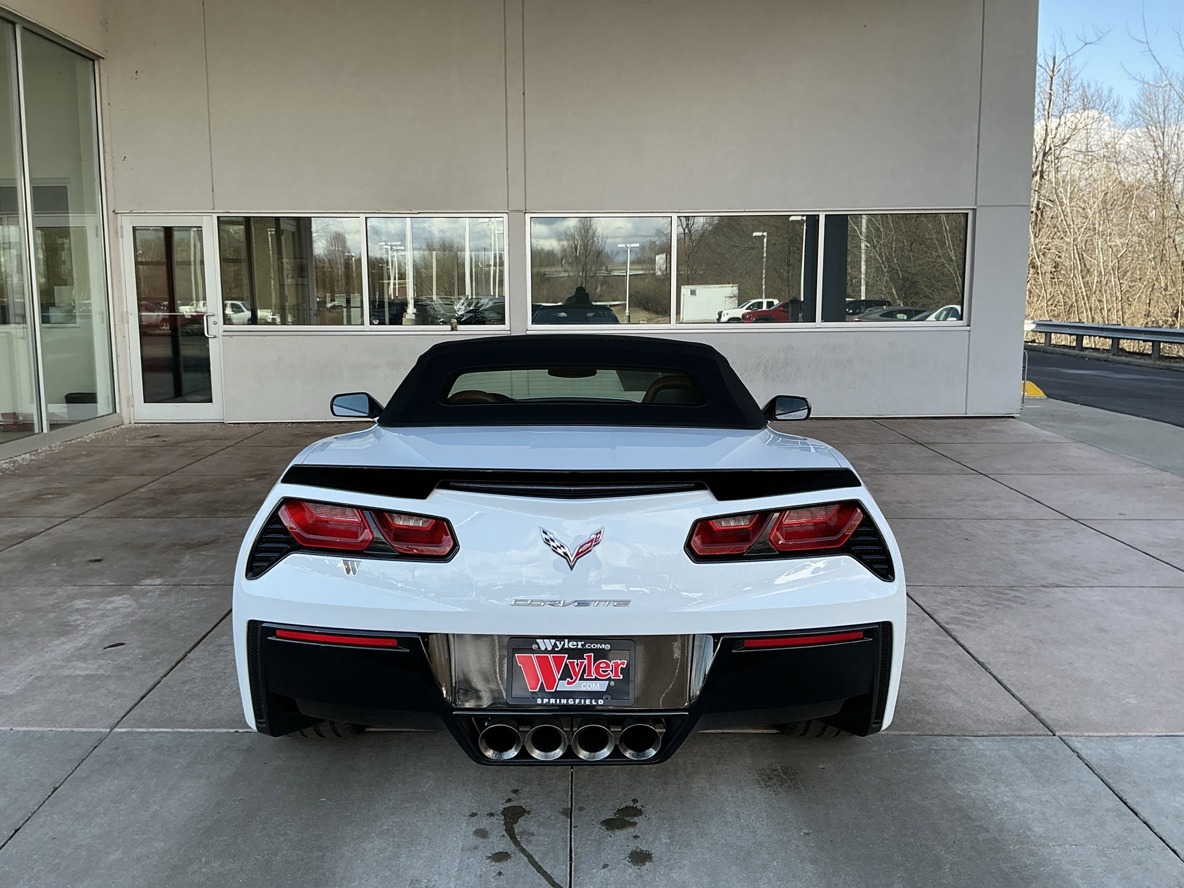 Used 2017 Chevrolet Corvette Stingray Convertible w/ 2LT Preferred Equipment Group image 21