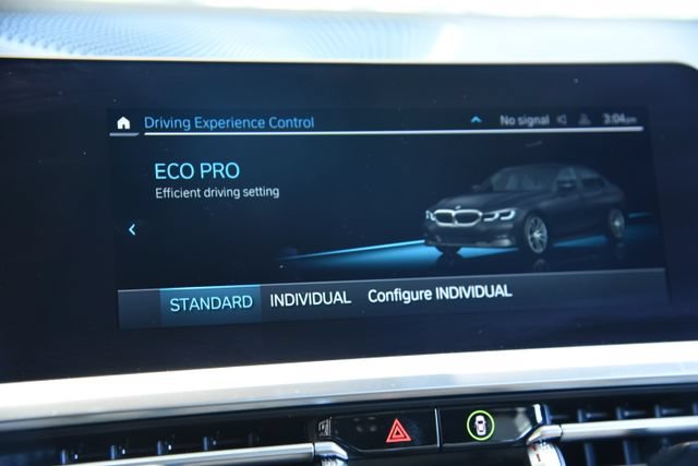 Used 2021 BMW 330i xDrive Sedan AWD/4WD image 40