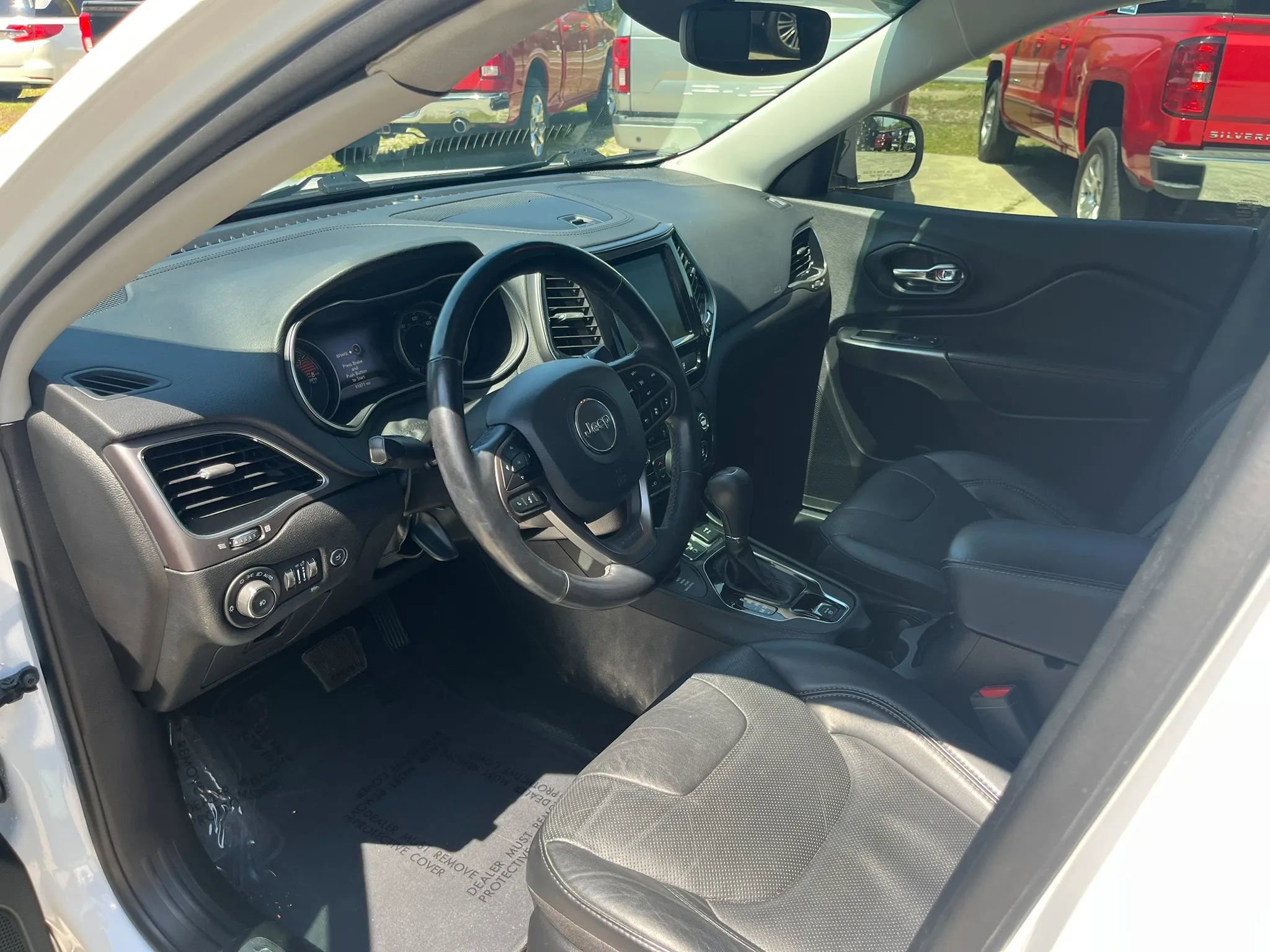 Used 2021 Jeep Cherokee Limited image 10