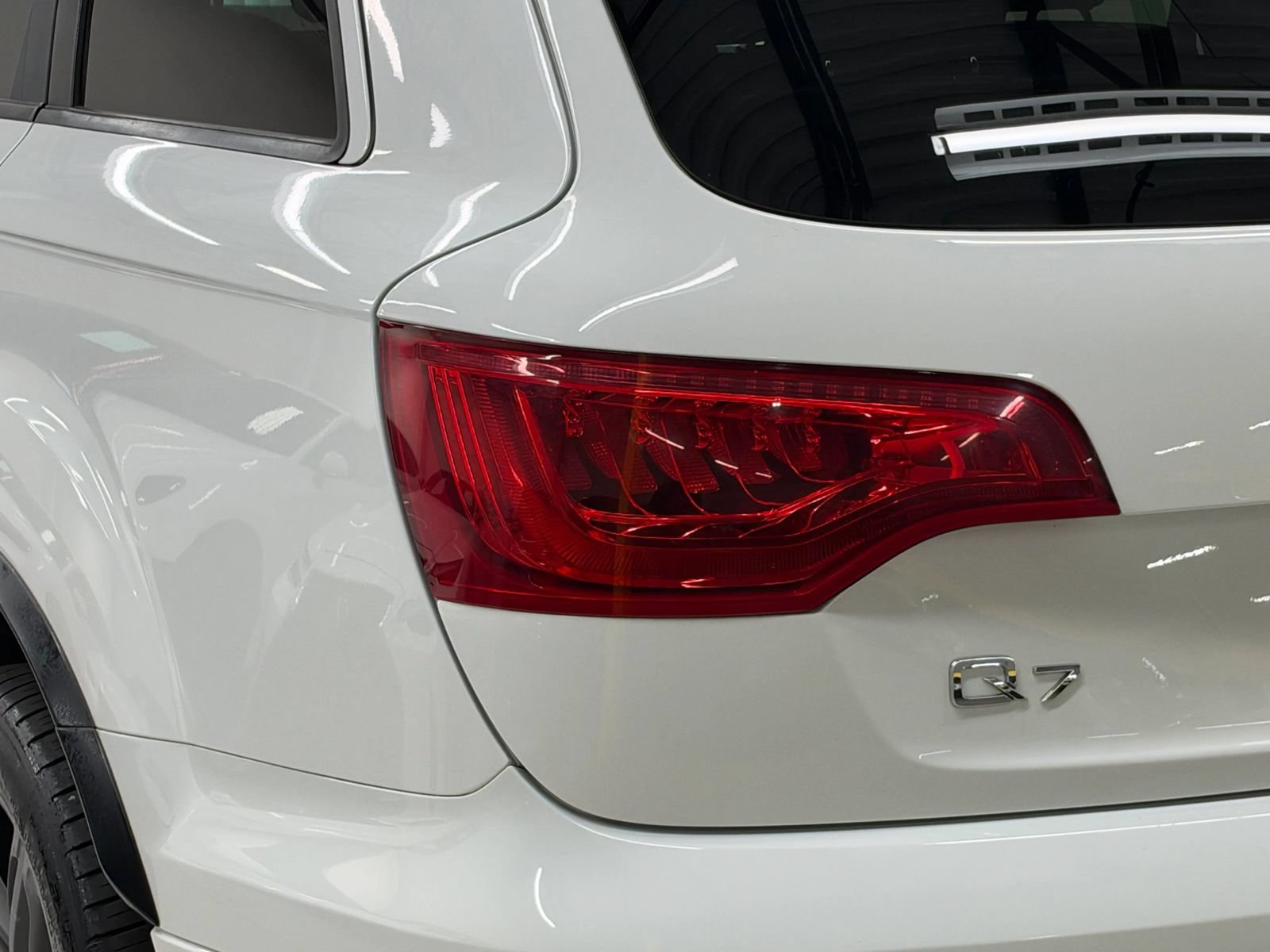 Used 2015 Audi Q7 3.0T S line Prestige w/ 21" S Line Plus Package AWD/4WD image 12