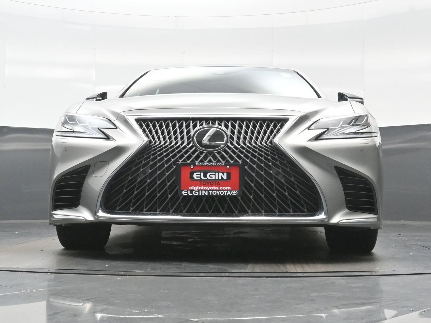 Used 2019 Lexus LS 500 AWD w/ Accessory Package (Z2) image 32