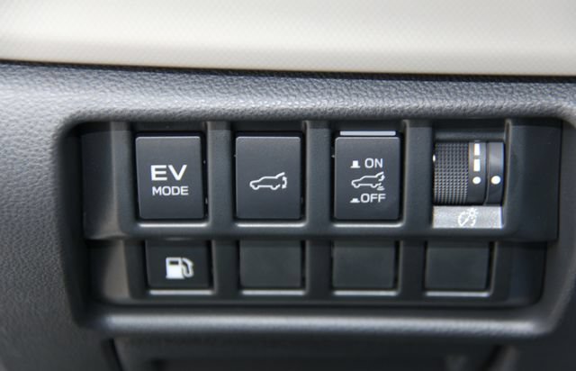 Used 2025 Subaru Forester Premium AWD/4WD image 31