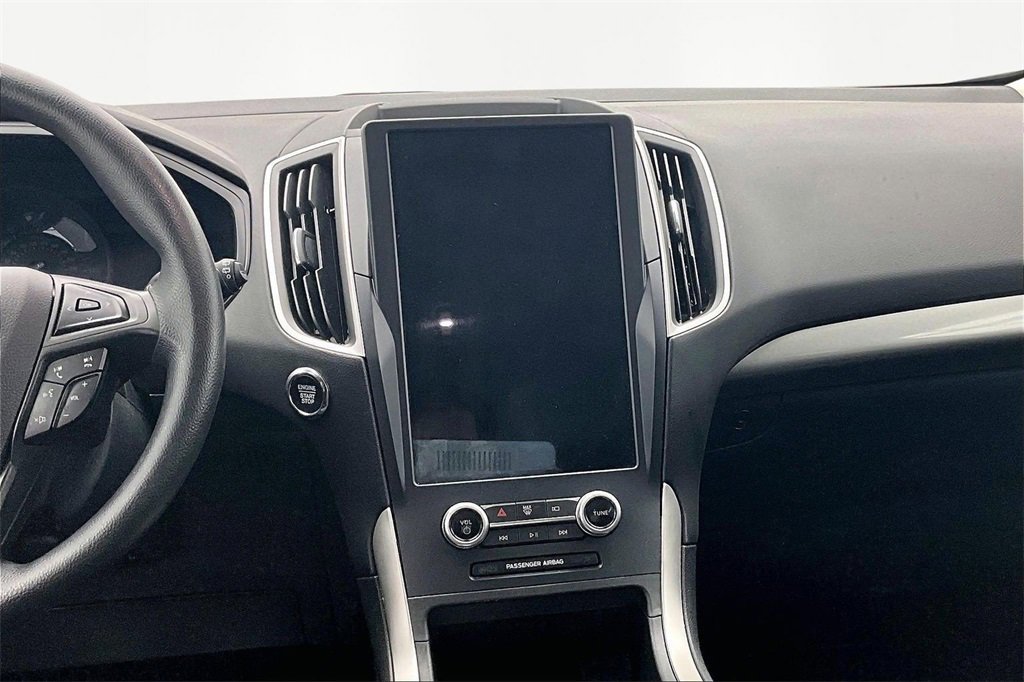Used 2022 Ford Edge SE w/ Black Appearance Package image 6
