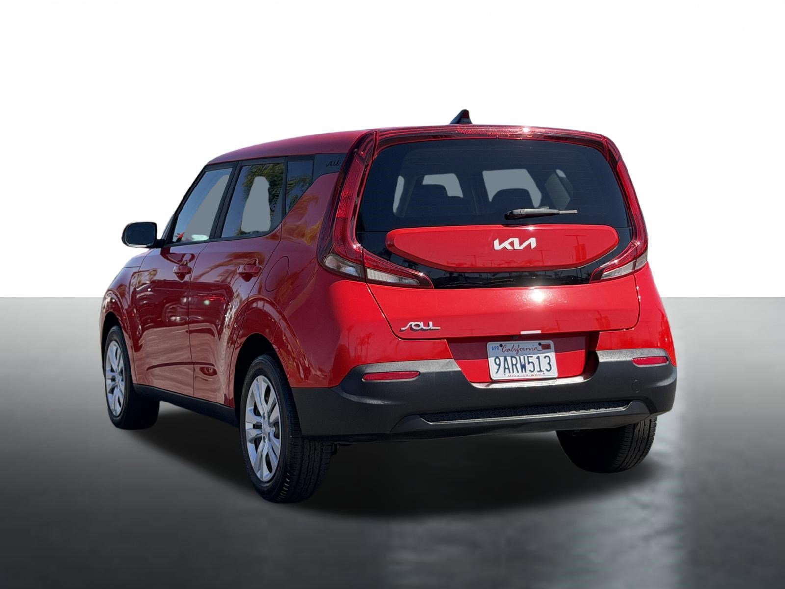 Used 2022 Kia Soul LX image 6